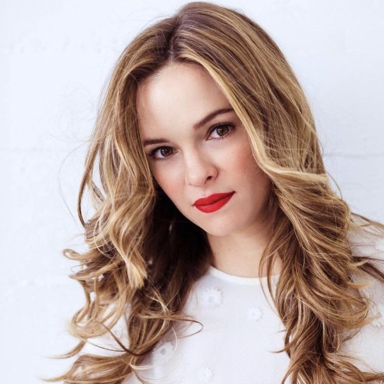 Фаина достарымен секс порно видео